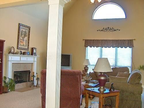 4th image of 12161 Central Park Dr