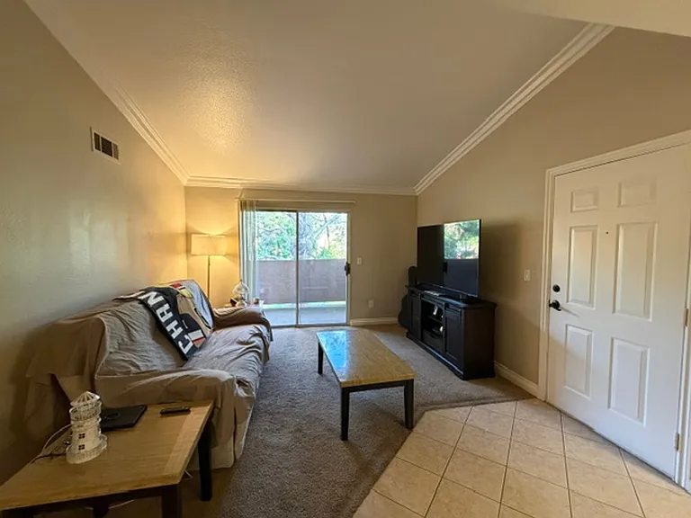 1150 N Buffalo Dr #2082 — Photo 7