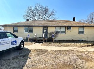 1100 W 7th, Mitchell, SD 57301