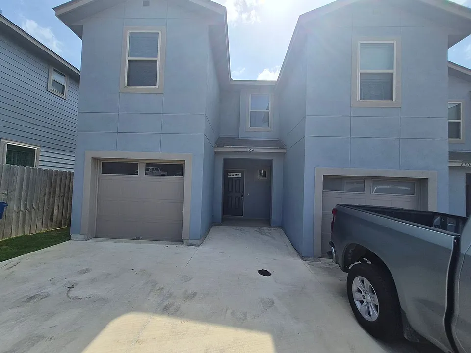 6306 Luglio Ln #104