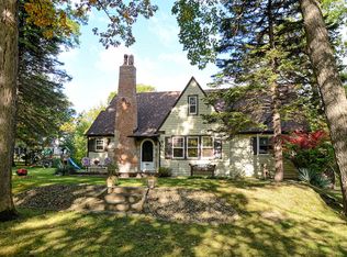 804 High St, Willow Springs, IL 60480