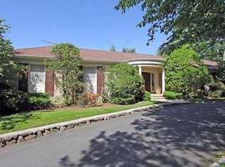 30 Lawrence Dr, Short Hills, NJ 07078
