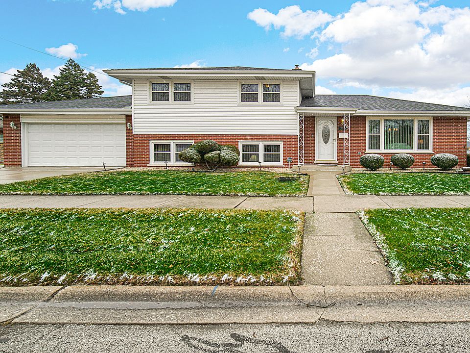 1st image of 16857 University Ave