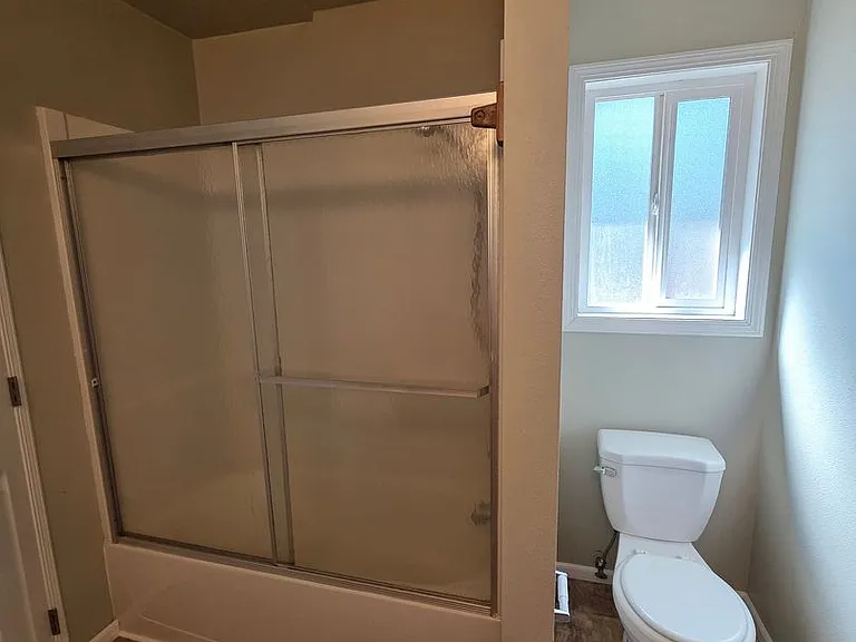 300 Federal Ln — Photo 11
