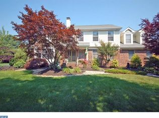 2 Elm Ct, West Windsor, NJ 08550