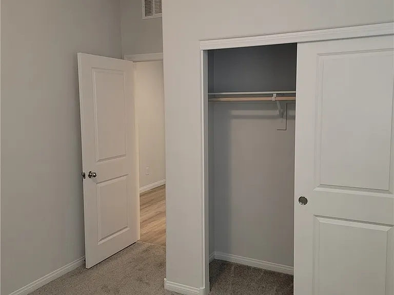 60 Cadence Crest Ave — Photo 13