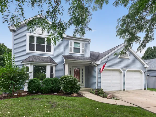 1455 Iris Ave, Carol Stream, IL 60188