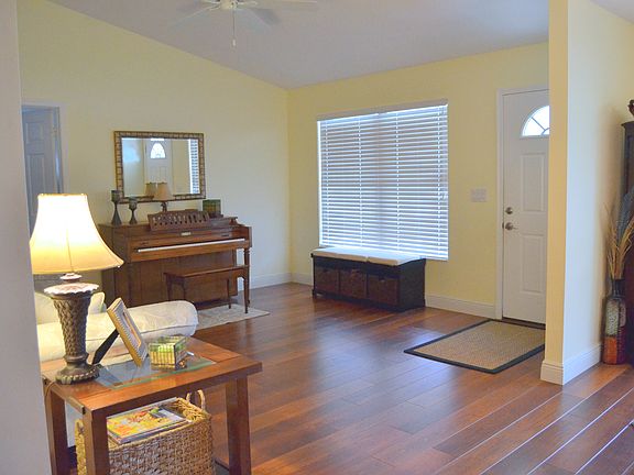 2nd image of 15184 Harriet Ave