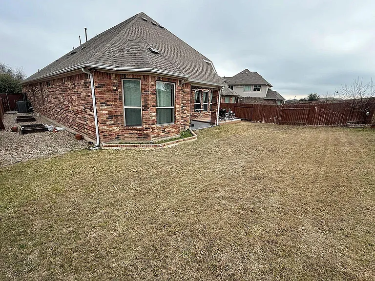 2637 Enza Dr — Photo 20