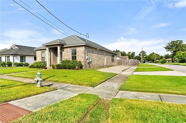 420 Waldo St — Photo 14