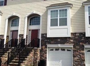 10 Daly Ct, Old Bridge, NJ 08857