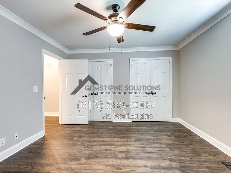717 Fox Ridge Dr — Photo 23
