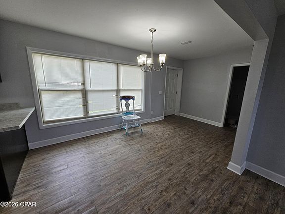 5th image of 5701 Lilly St
