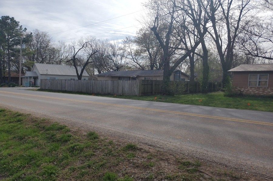 403 1st Ave SW, Gravette, AR 72736 Zillow