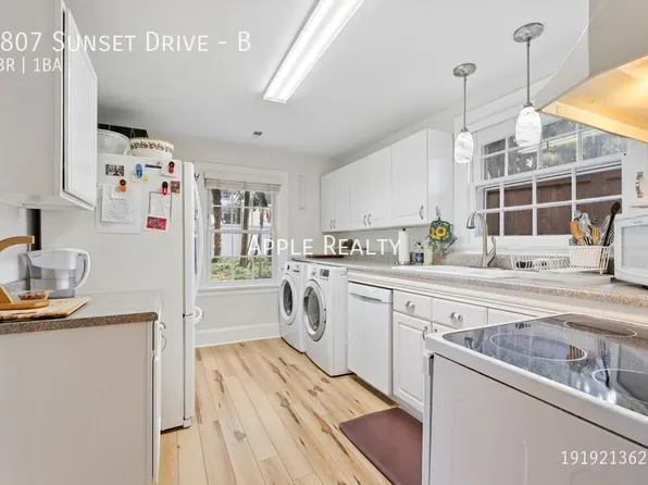 1807 Sunset Dr #B, Raleigh, NC 27608