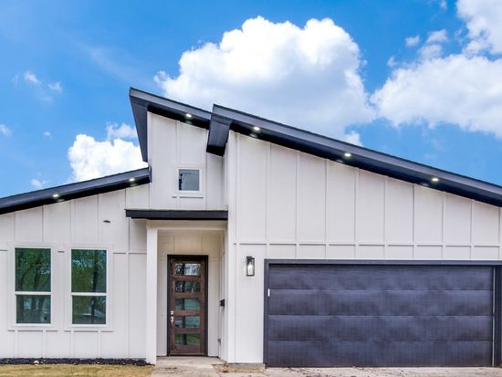 4111 Esmalda St, Dallas, TX 75212
