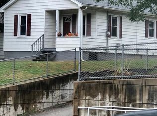 2463 Seminary St, Alton, IL 62002