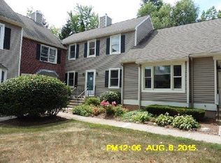 7 Braintree Ct #7, Suffield, CT 06078