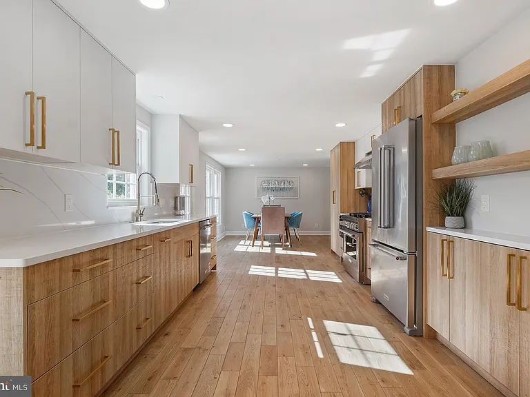 12301 Espalier Pl — Photo 3