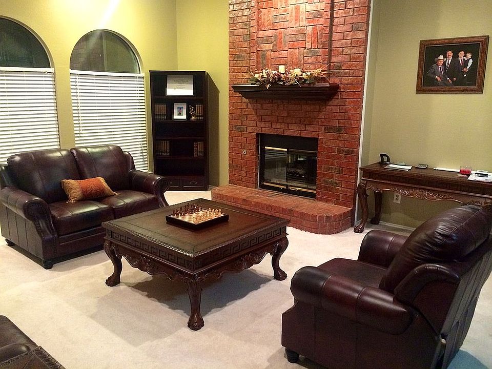 2nd image of 2101 Bent Brook Dr