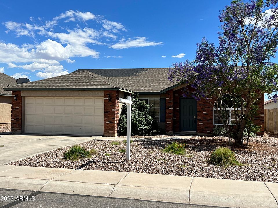 1st image of 4447 E MEADOW LARK Way