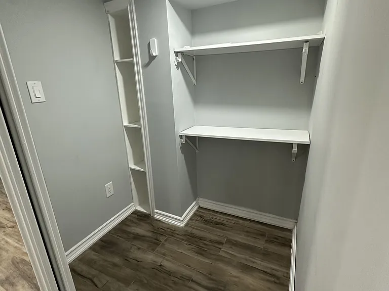 233 Powell Rd #BASEMENT — Photo 6