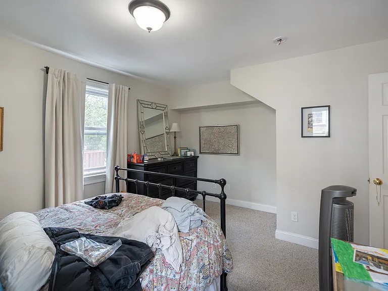256 Columbia St — Photo 22