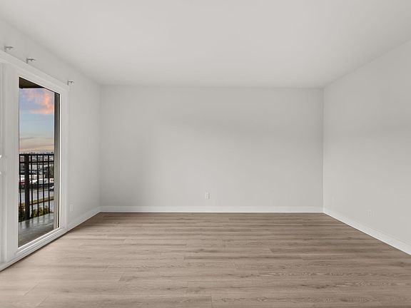 5th image of 3238 15th Ave W APT 5