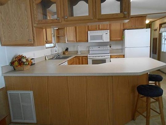 4th image of 7515 Harbor View Dr