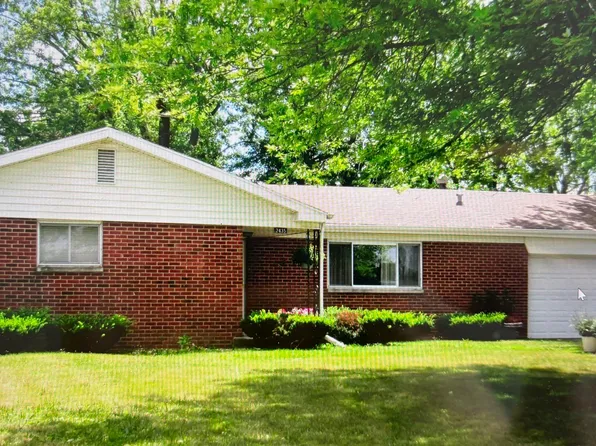 2435 W 8th St, Marion, IN 46953