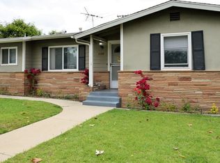 460 N Mountain Ave, Claremont, CA 91711