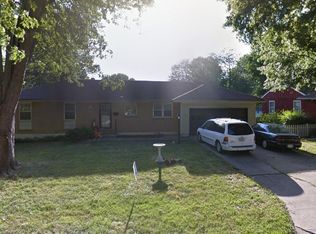 7508 Maple Ln, Raytown, MO 64138