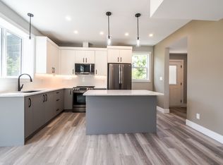 180 Hollywood Cres, Lillooet, BC V0K 1V0