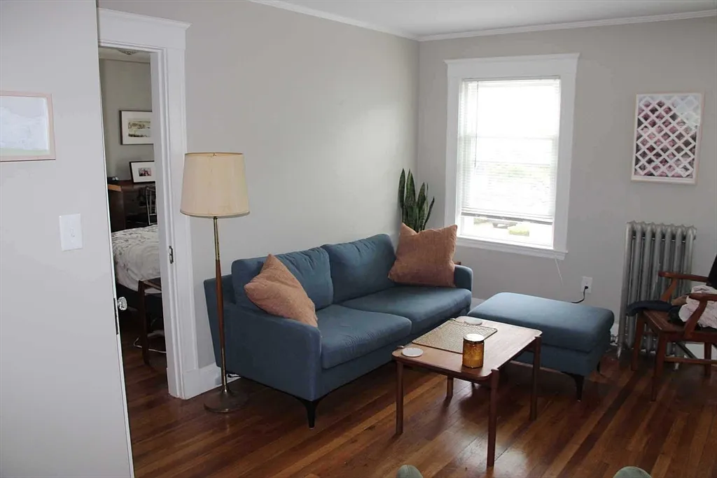 1 bed, 1.0 bath, 900 sqft, $2,300 — Photo 4