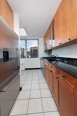 Rented by Manhattan Skyline | media 5