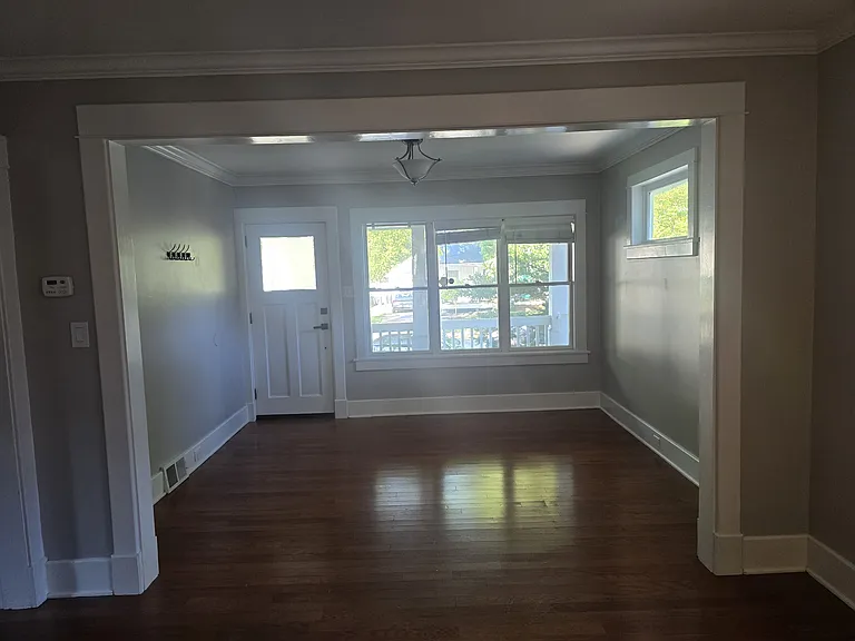 916 Cherokee Ave — Photo 3
