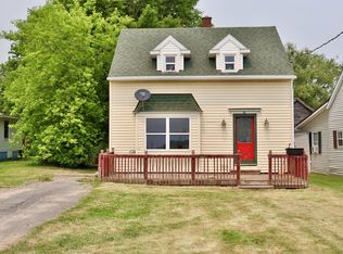 38 South St, Champlain, NY 12919