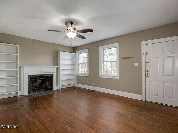 5th image of 106 Overbrook Dr