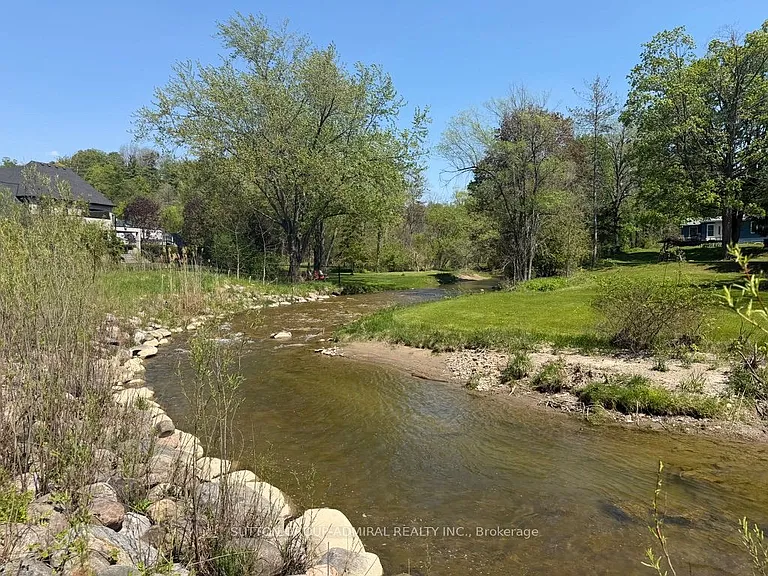 199 Pine Grove Rd #320 — Photo 12