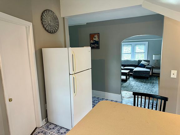 4th image of 183 Culver Rd Unit 3