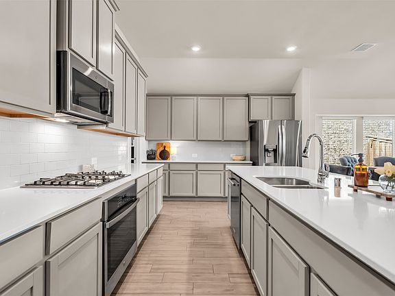 4th image of 849 Lauren Grove Ln