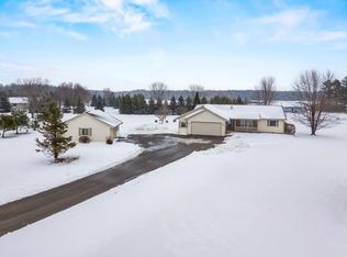 203715 Sun Ridge Dr, Spencer, WI 54479