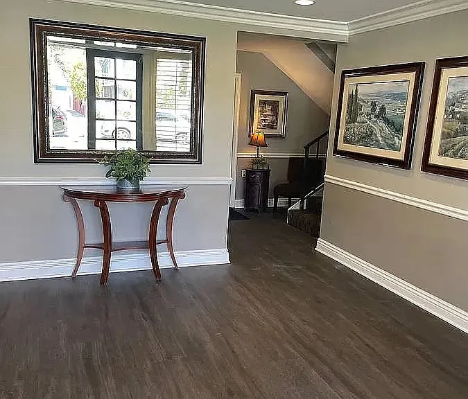300 E Live Oak St #2J — Photo 2