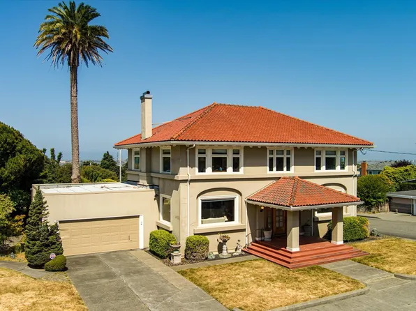 2204 D St, Eureka, CA 95501