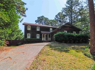 210 Lake Front Dr, Warner Robins, GA