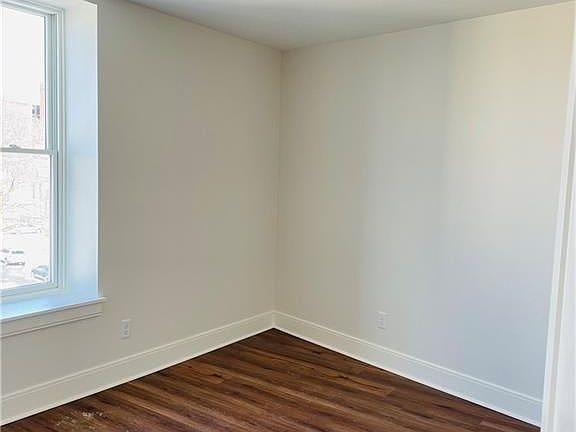 5th image of 519 Virginia St #7 & 8