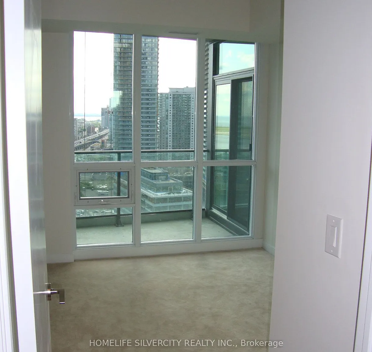 2 bed, $3,400 — Photo 4
