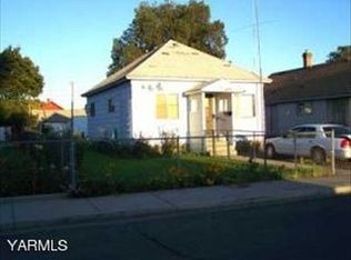 24 N C St, Toppenish, WA 98948