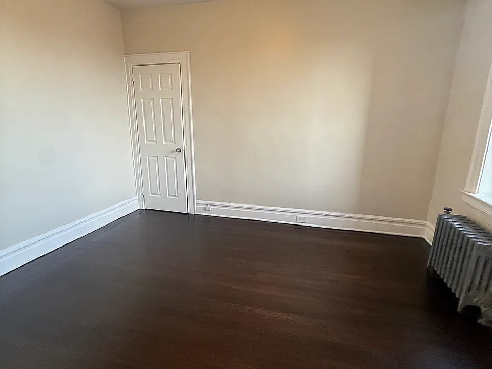 809 Broadway #209A