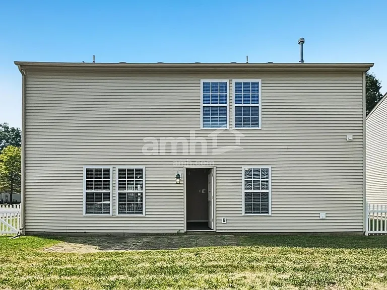 6804 Woodland Heights Dr — Photo 19